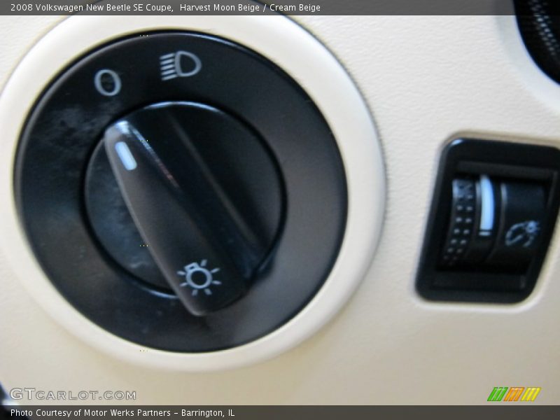Harvest Moon Beige / Cream Beige 2008 Volkswagen New Beetle SE Coupe
