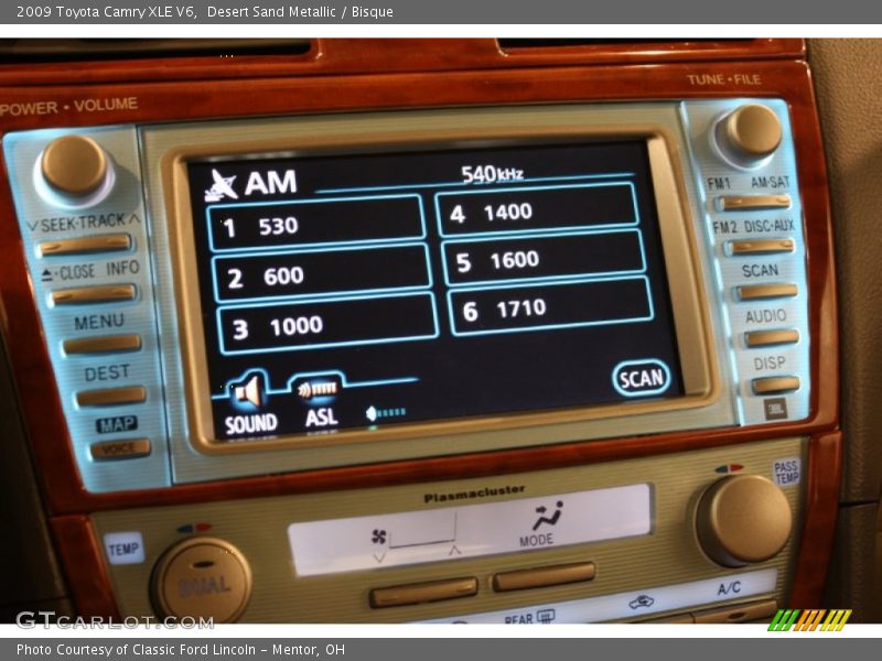 Desert Sand Metallic / Bisque 2009 Toyota Camry XLE V6