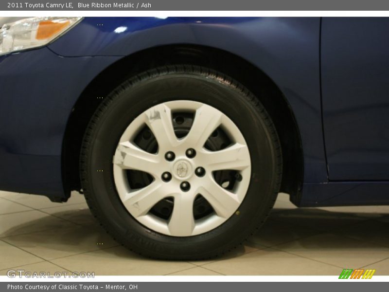 Blue Ribbon Metallic / Ash 2011 Toyota Camry LE