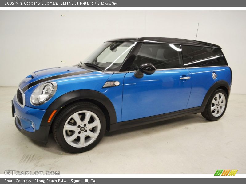 Front 3/4 View of 2009 Cooper S Clubman