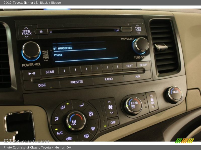 Black / Bisque 2012 Toyota Sienna LE