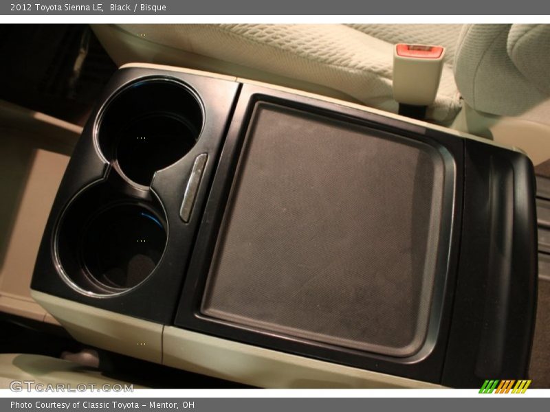 Black / Bisque 2012 Toyota Sienna LE