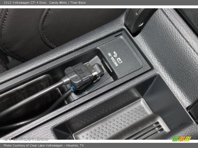Candy White / Titan Black 2013 Volkswagen GTI 4 Door