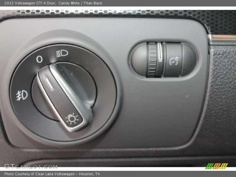 Candy White / Titan Black 2013 Volkswagen GTI 4 Door