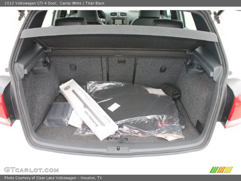 Candy White / Titan Black 2013 Volkswagen GTI 4 Door