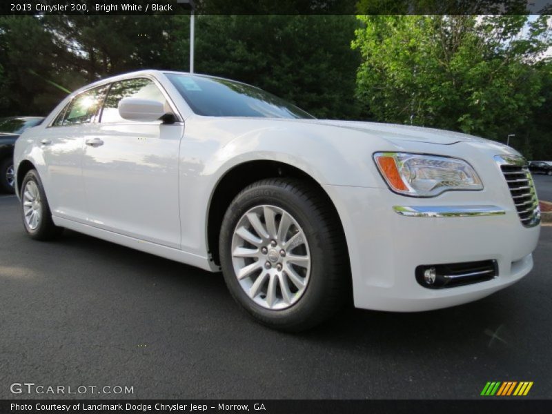 Bright White / Black 2013 Chrysler 300