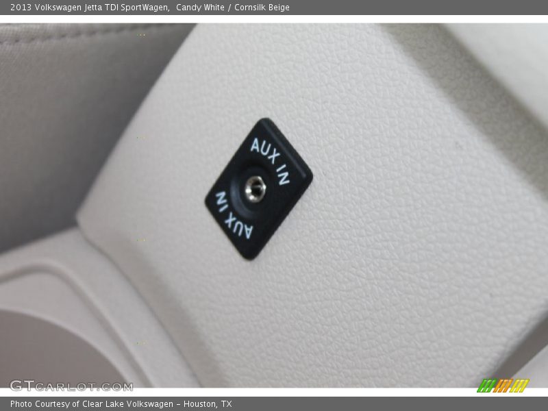 Candy White / Cornsilk Beige 2013 Volkswagen Jetta TDI SportWagen