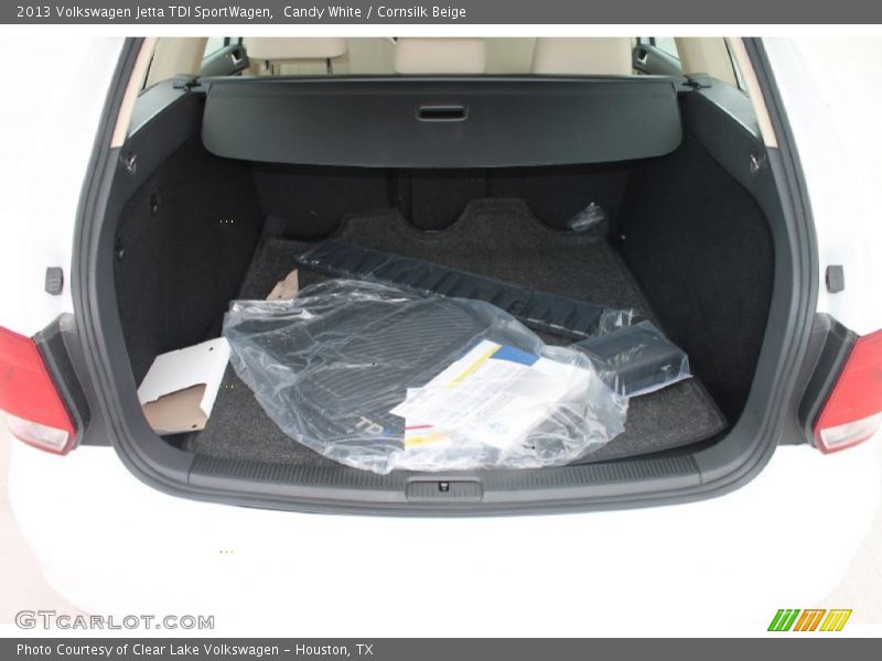 Candy White / Cornsilk Beige 2013 Volkswagen Jetta TDI SportWagen