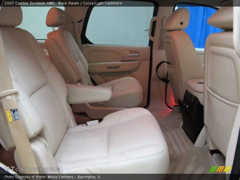 Black Raven / Cocoa/Light Cashmere 2007 Cadillac Escalade AWD