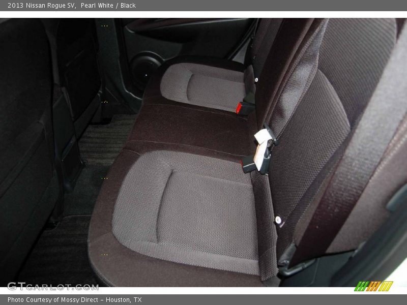 Pearl White / Black 2013 Nissan Rogue SV