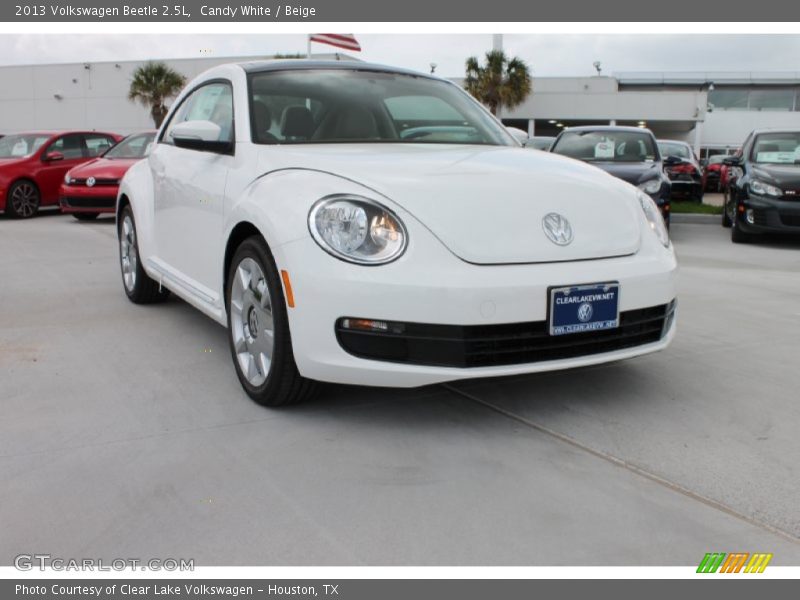 Candy White / Beige 2013 Volkswagen Beetle 2.5L