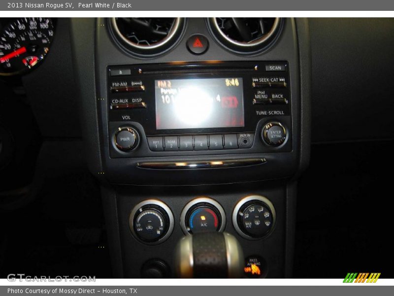 Pearl White / Black 2013 Nissan Rogue SV