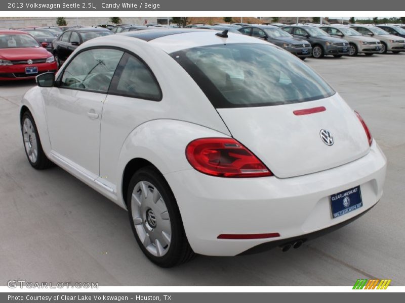 Candy White / Beige 2013 Volkswagen Beetle 2.5L