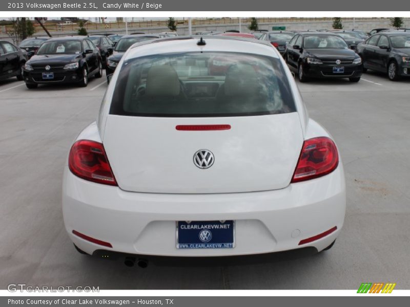 Candy White / Beige 2013 Volkswagen Beetle 2.5L