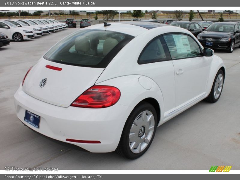 Candy White / Beige 2013 Volkswagen Beetle 2.5L