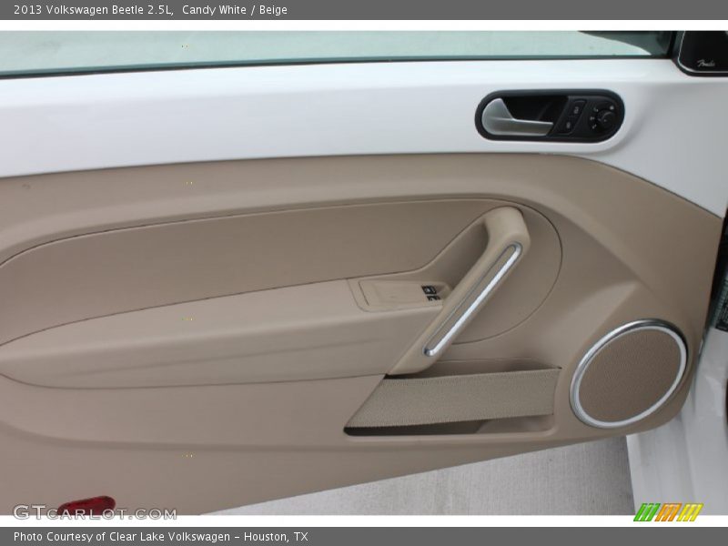 Candy White / Beige 2013 Volkswagen Beetle 2.5L