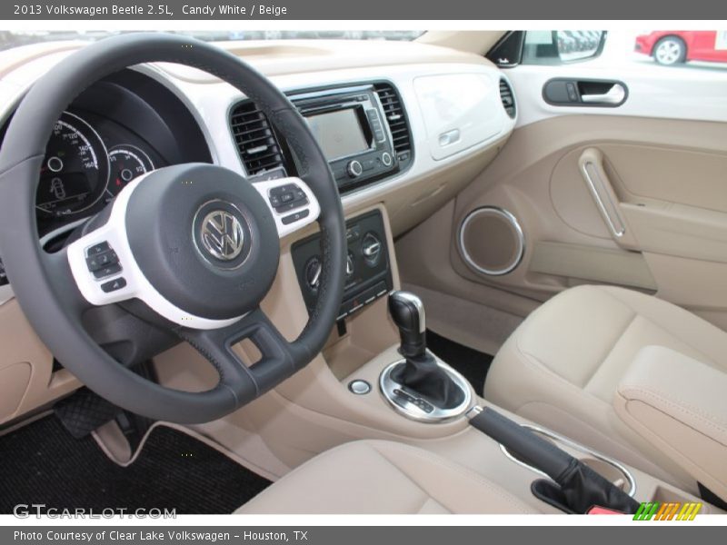 Candy White / Beige 2013 Volkswagen Beetle 2.5L