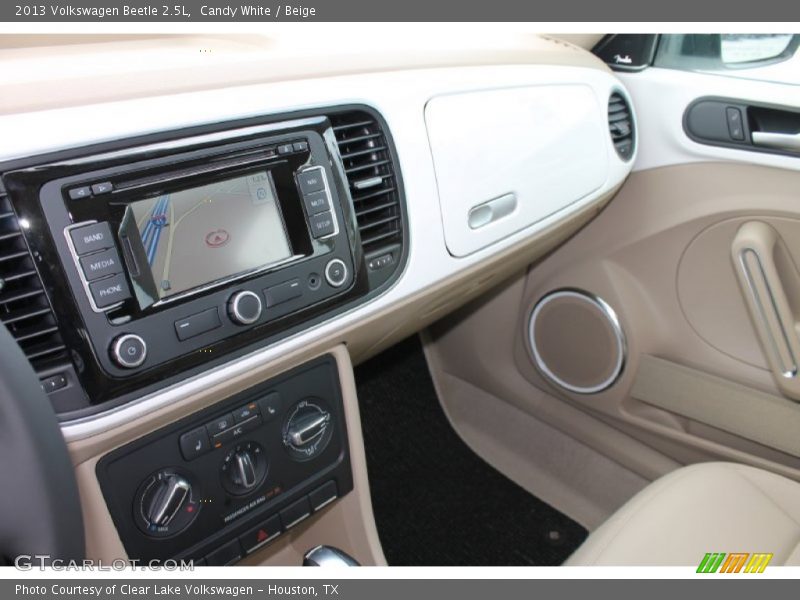 Candy White / Beige 2013 Volkswagen Beetle 2.5L