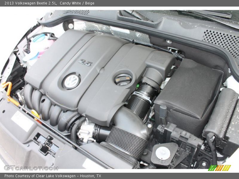 Candy White / Beige 2013 Volkswagen Beetle 2.5L