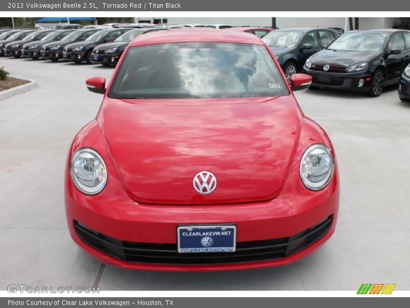 Tornado Red / Titan Black 2013 Volkswagen Beetle 2.5L