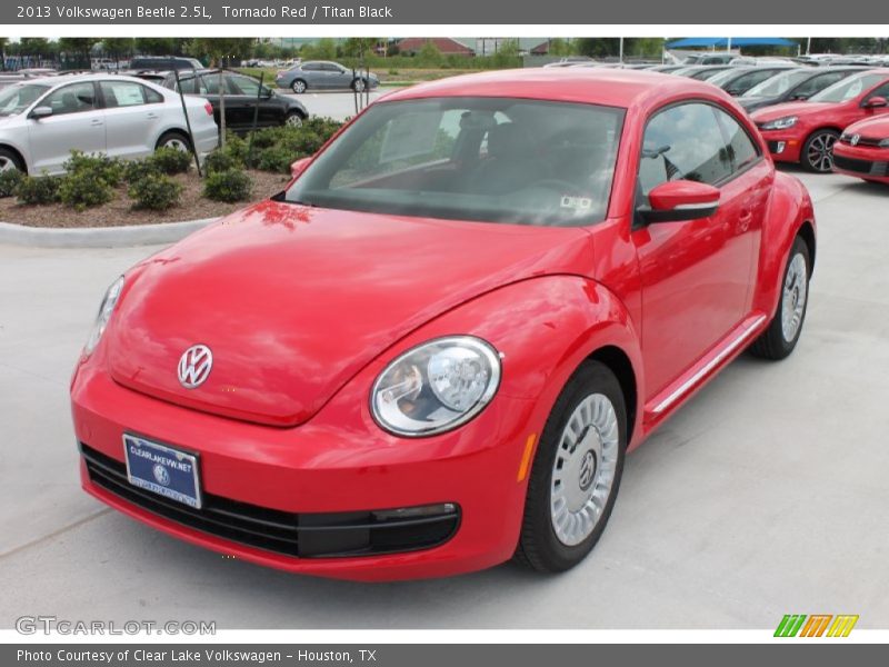Tornado Red / Titan Black 2013 Volkswagen Beetle 2.5L