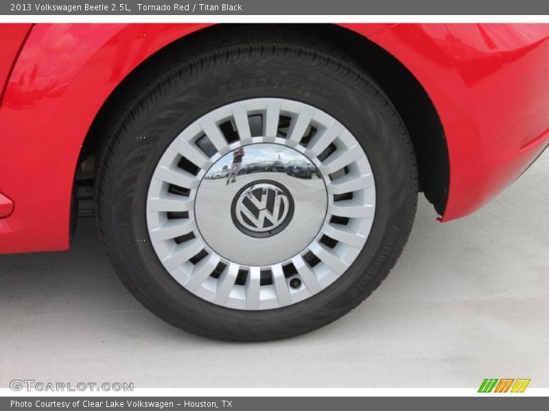 Tornado Red / Titan Black 2013 Volkswagen Beetle 2.5L