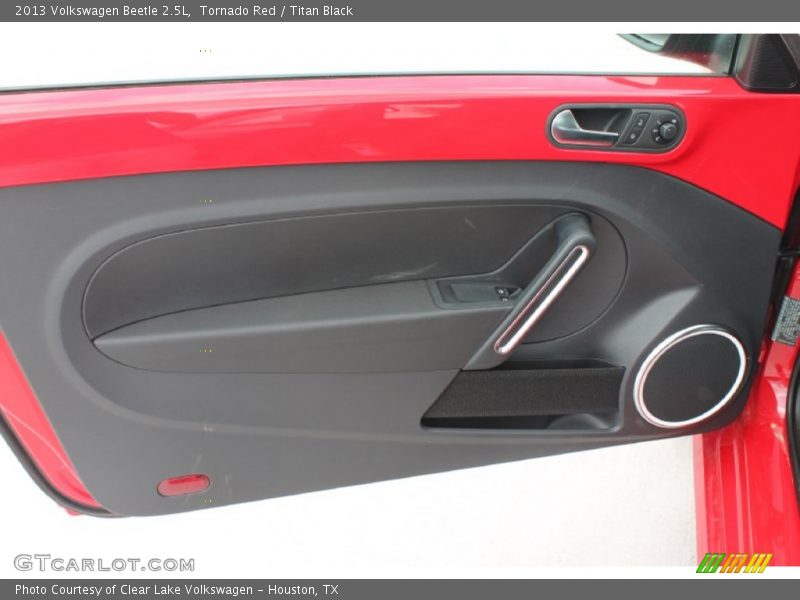 Tornado Red / Titan Black 2013 Volkswagen Beetle 2.5L