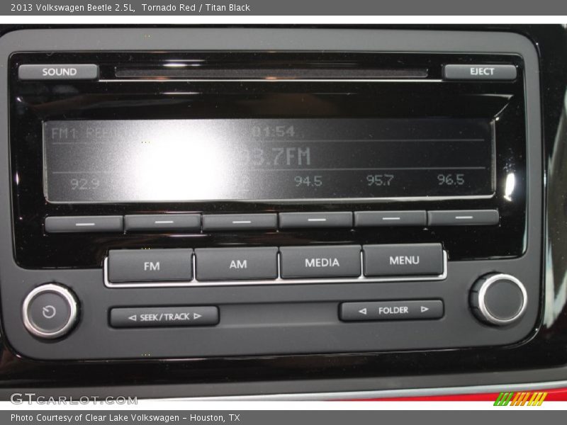 Tornado Red / Titan Black 2013 Volkswagen Beetle 2.5L