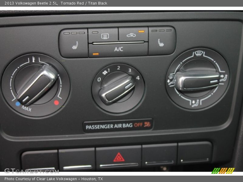 Tornado Red / Titan Black 2013 Volkswagen Beetle 2.5L