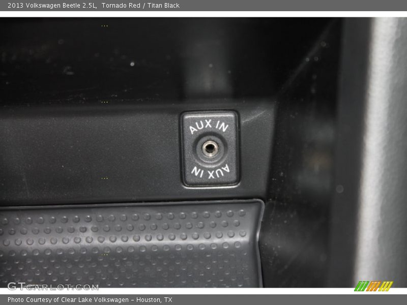 Tornado Red / Titan Black 2013 Volkswagen Beetle 2.5L