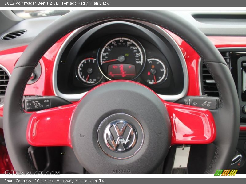 Tornado Red / Titan Black 2013 Volkswagen Beetle 2.5L