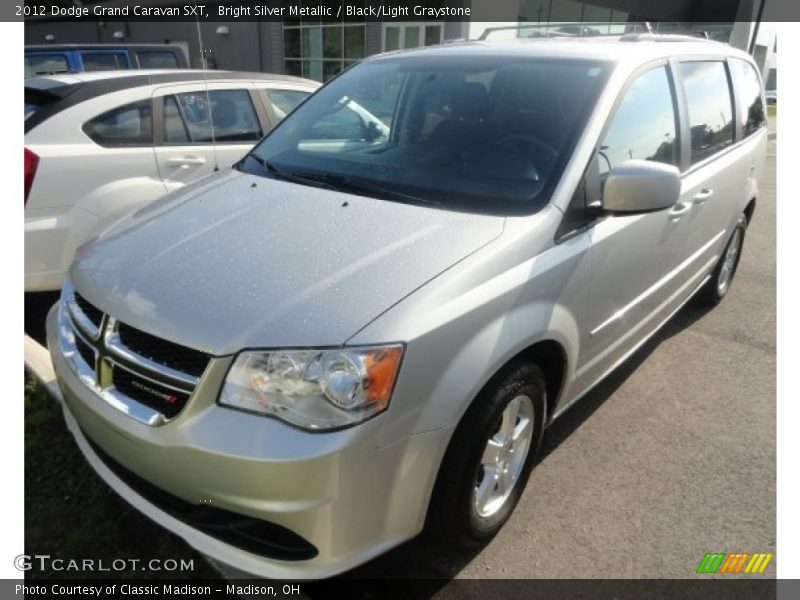Bright Silver Metallic / Black/Light Graystone 2012 Dodge Grand Caravan SXT