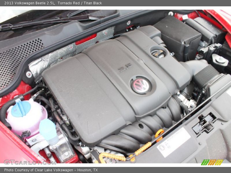 Tornado Red / Titan Black 2013 Volkswagen Beetle 2.5L