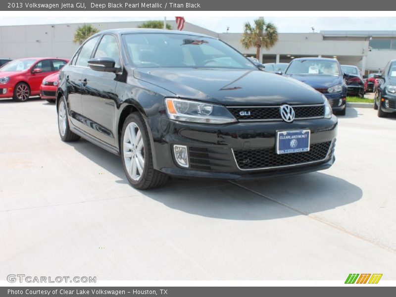 Deep Black Pearl Metallic / Titan Black 2013 Volkswagen Jetta GLI