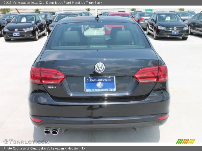 Deep Black Pearl Metallic / Titan Black 2013 Volkswagen Jetta GLI