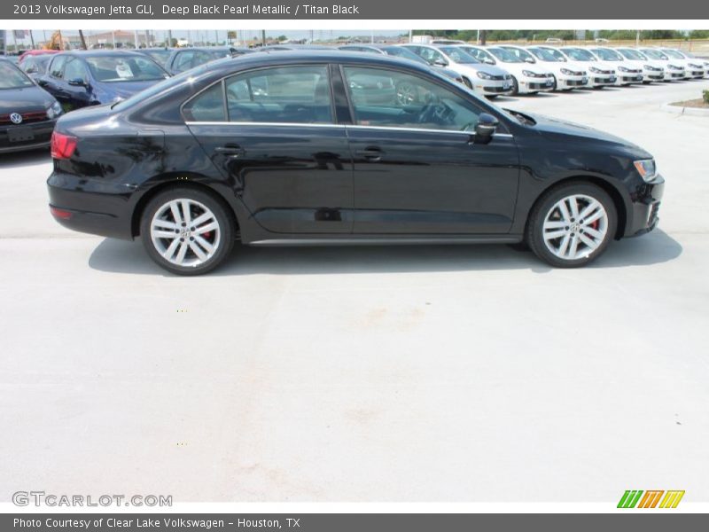 Deep Black Pearl Metallic / Titan Black 2013 Volkswagen Jetta GLI