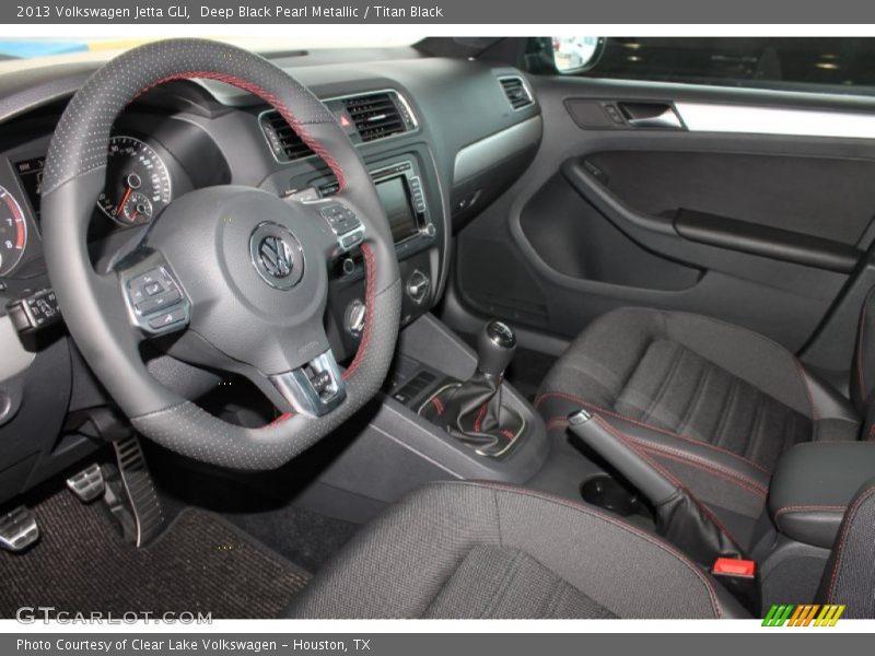 Deep Black Pearl Metallic / Titan Black 2013 Volkswagen Jetta GLI