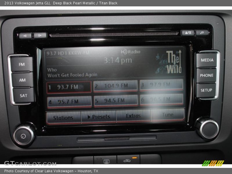 Deep Black Pearl Metallic / Titan Black 2013 Volkswagen Jetta GLI