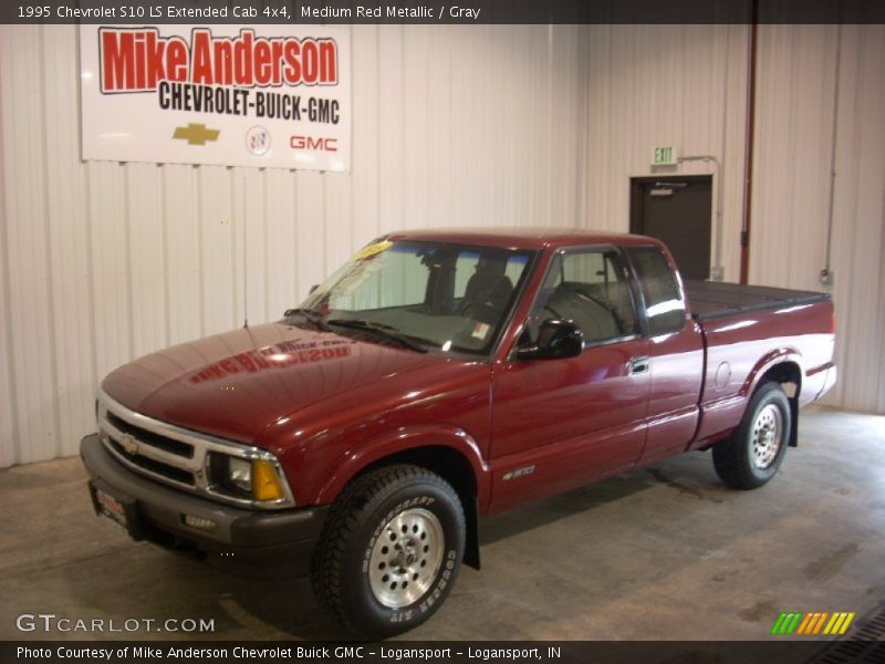 Medium Red Metallic / Gray 1995 Chevrolet S10 LS Extended Cab 4x4