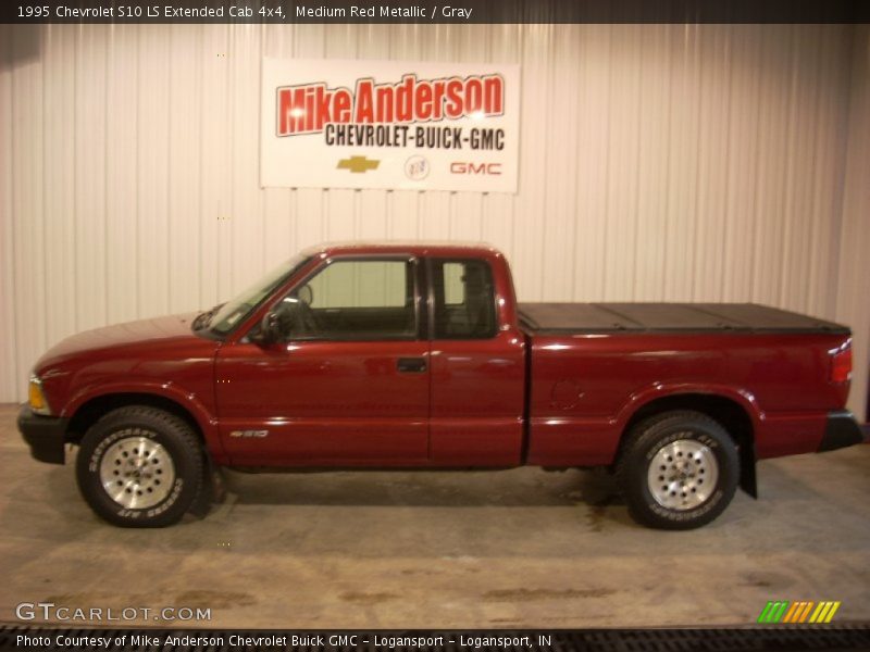 Medium Red Metallic / Gray 1995 Chevrolet S10 LS Extended Cab 4x4