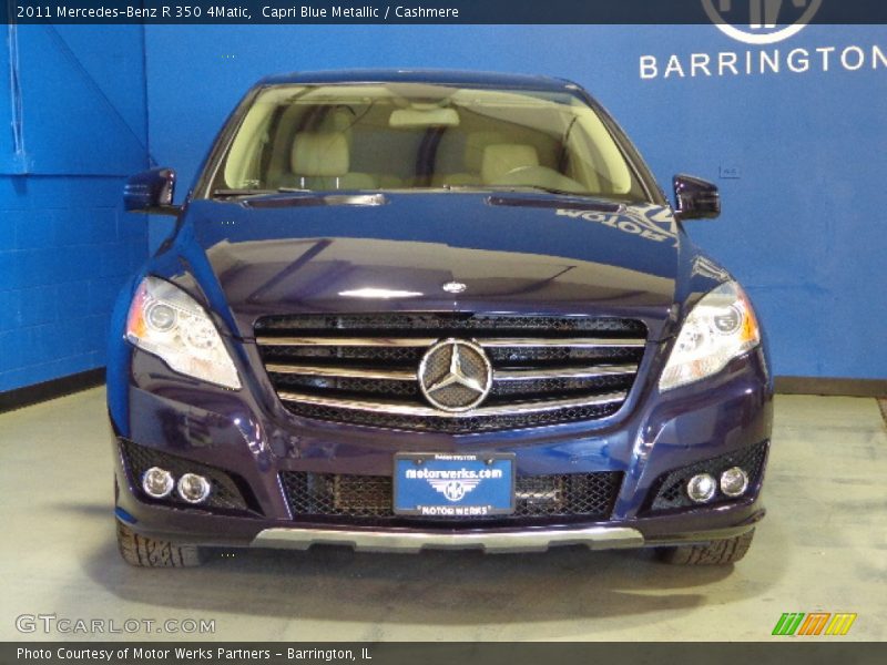 Capri Blue Metallic / Cashmere 2011 Mercedes-Benz R 350 4Matic