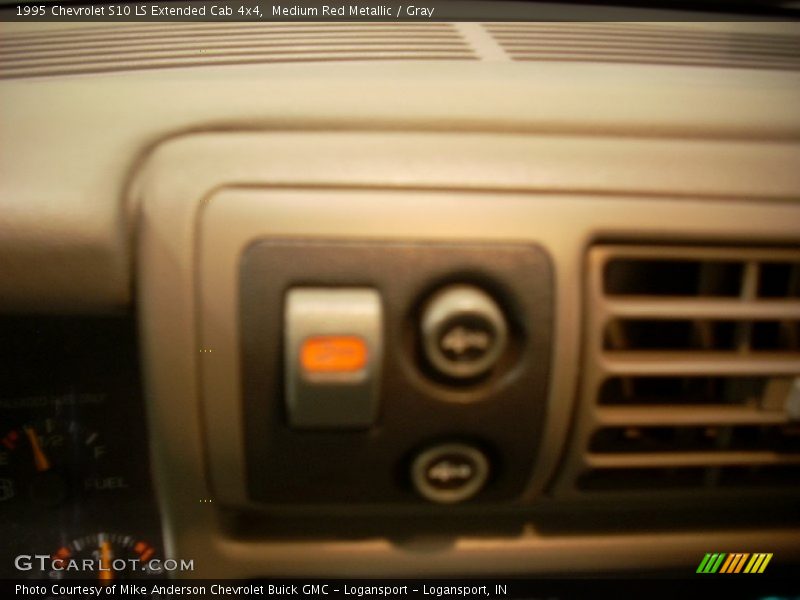 Medium Red Metallic / Gray 1995 Chevrolet S10 LS Extended Cab 4x4