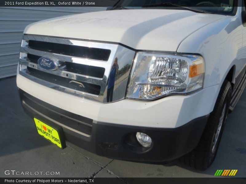 Oxford White / Stone 2011 Ford Expedition EL XL