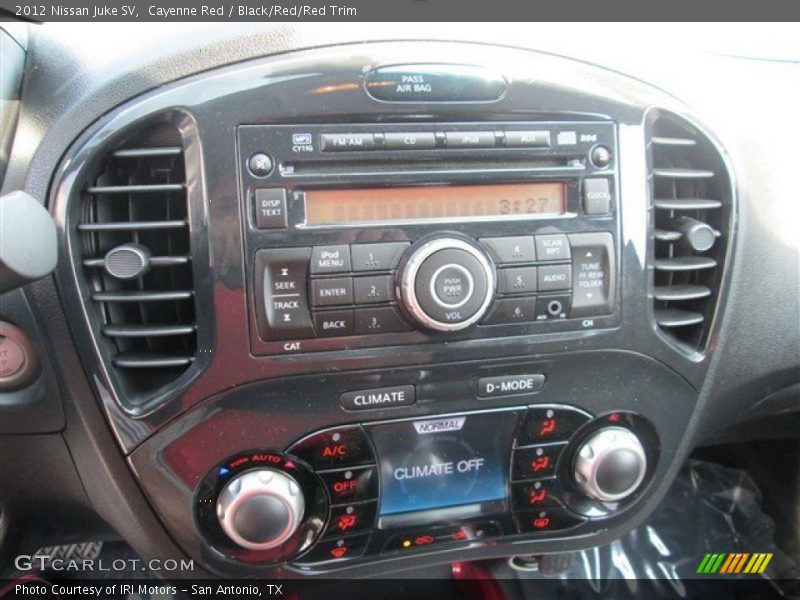 Cayenne Red / Black/Red/Red Trim 2012 Nissan Juke SV