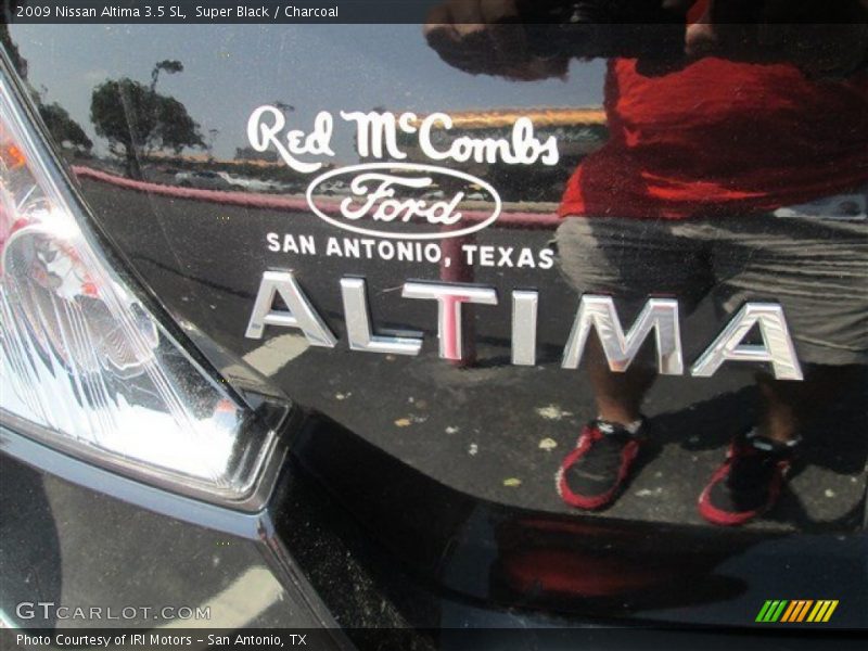 Super Black / Charcoal 2009 Nissan Altima 3.5 SL