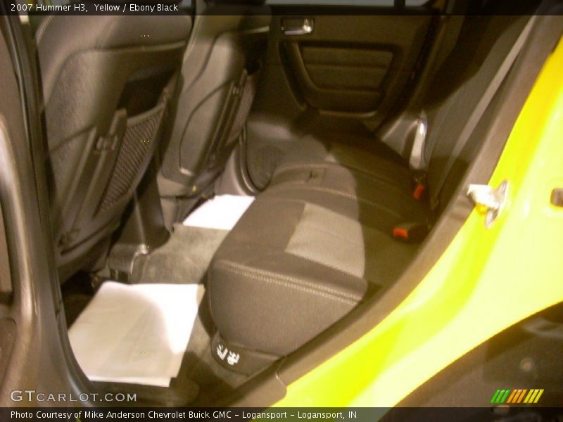 Yellow / Ebony Black 2007 Hummer H3