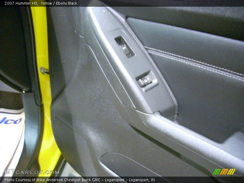Yellow / Ebony Black 2007 Hummer H3