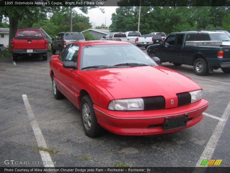 Bright Red / Dark Gray 1995 Oldsmobile Achieva S Coupe