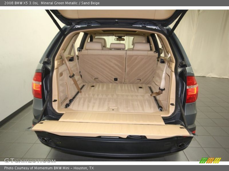  2008 X5 3.0si Trunk