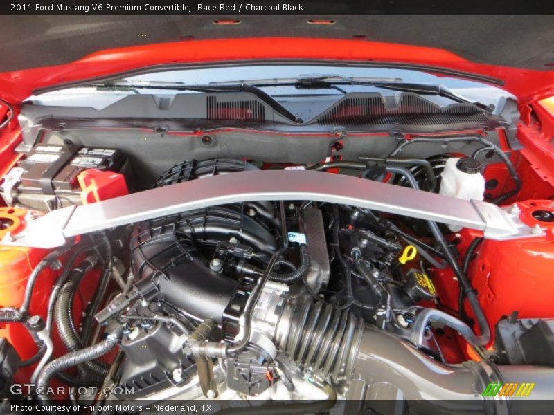 Race Red / Charcoal Black 2011 Ford Mustang V6 Premium Convertible